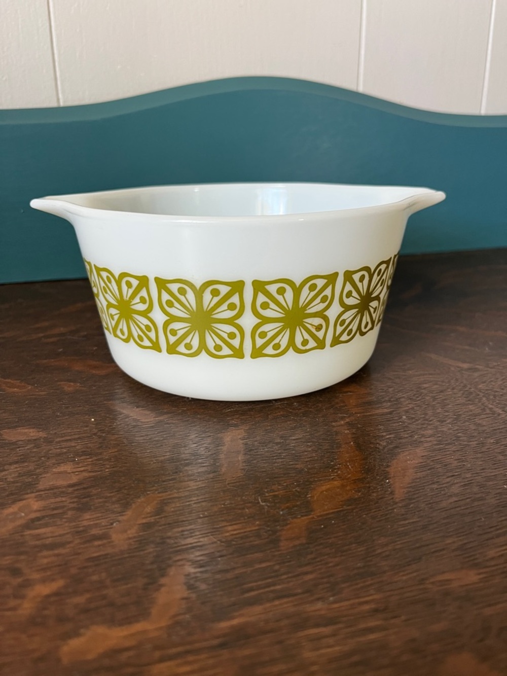 Pyrex Verde/Autumn Floral 473 Casserole